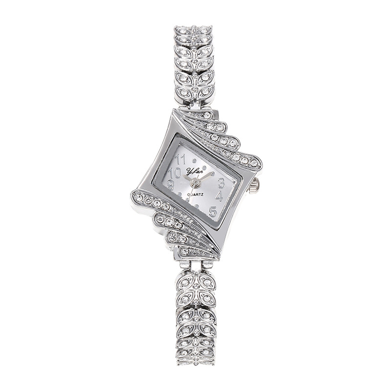 New Korean style bracelet fashion watch women's steel strap rhinestone student quartz ins style women's fashion watch